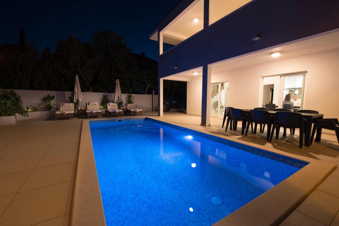 סופטאר Holiday Home Lana מראה חיצוני תמונה