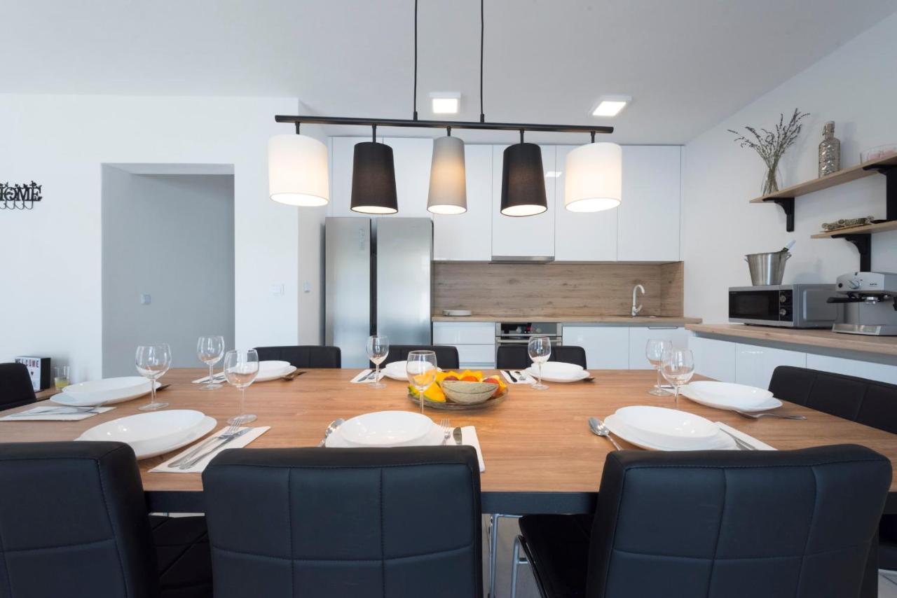 סופטאר Holiday Home Lana מראה חיצוני תמונה